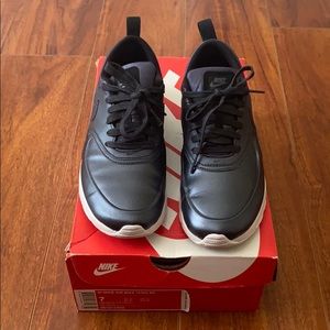 Nike Air Max Thea SE